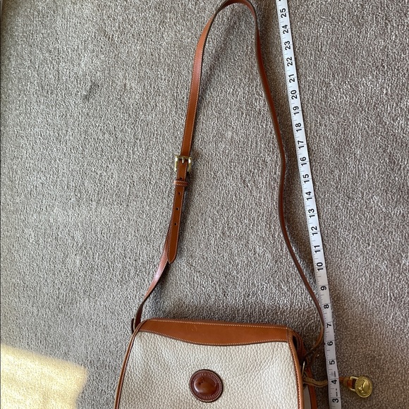 Authentic Genuine Leather Dooney & Bourke Handbag - Picture 8 of 9